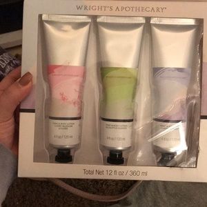 Lotion set. Contains 3 brand new lotions.